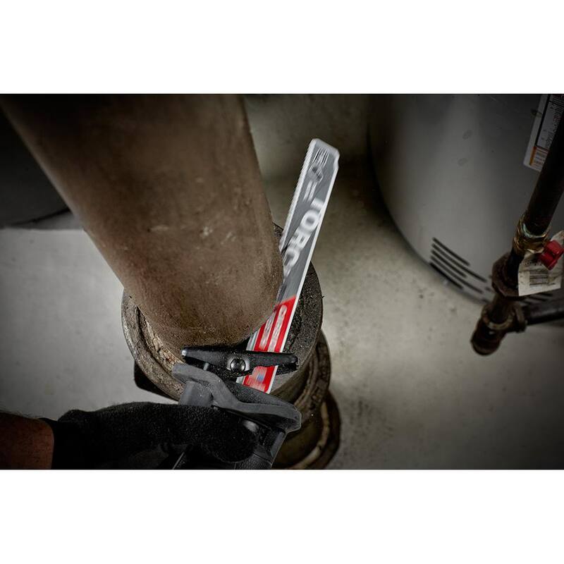 Milwaukee 9 pulgadas 8 TPI Hoja de sierra alternativa SAWZALL con dientes de carburo para corte de metal (paquete de 2) - 48-00-5202-48-00-5202
