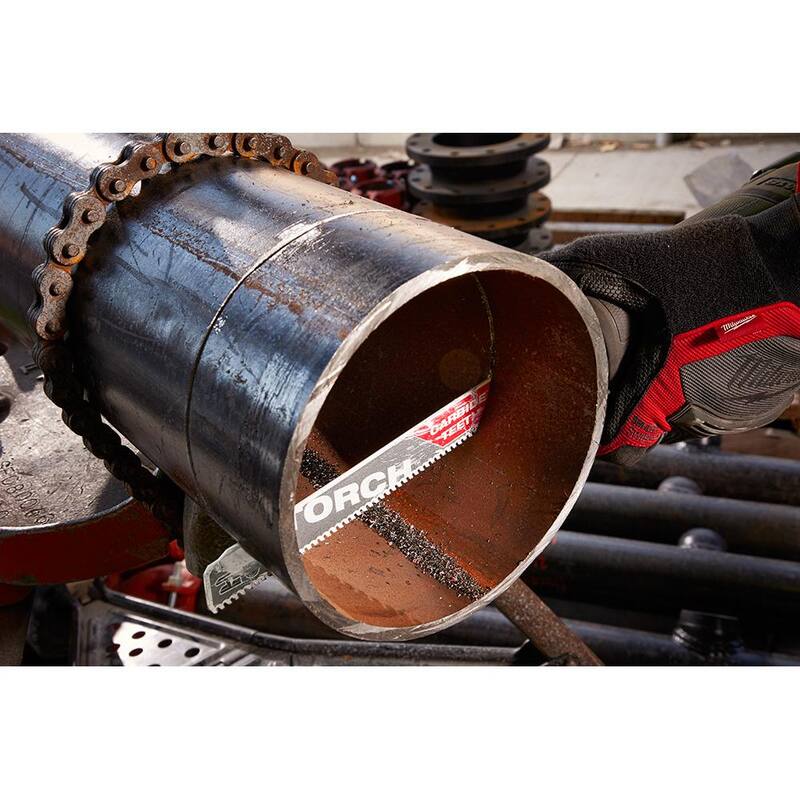 Milwaukee 9 pulgadas 8 TPI Hoja de sierra alternativa SAWZALL con dientes de carburo para corte de metal (paquete de 2) - 48-00-5202-48-00-5202