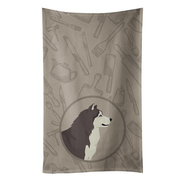 Carolines Treasures Carolines Treasures CK2160KTWL Alaskan Malamute in the Kitchen Kitchen Towel - CK2160KTWL