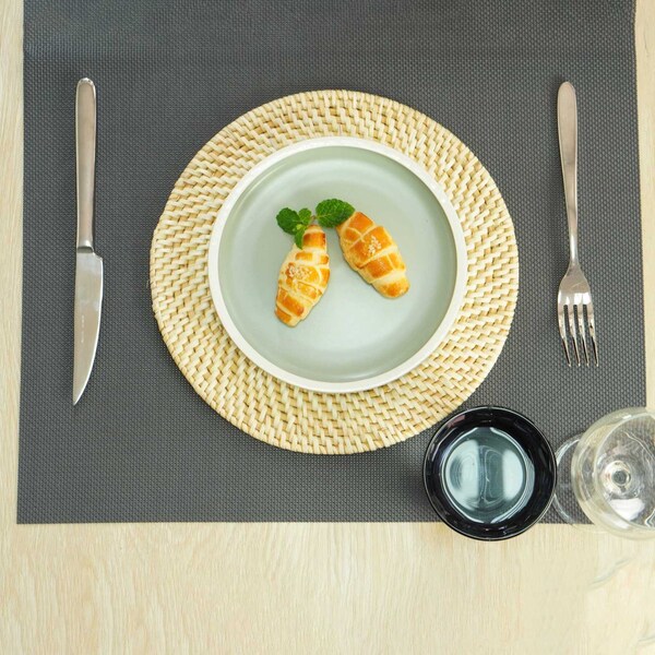 Vintiquewise Decorative Round 25'' Natural Woven Handmade Rattan Placemats, PK 4 - QI004239-25