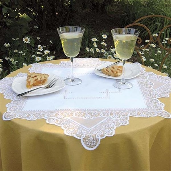 Heritage Lace Heritage Lace PR-3030E 30 x 30 in. Prelude Table Topper - PR-3030E
