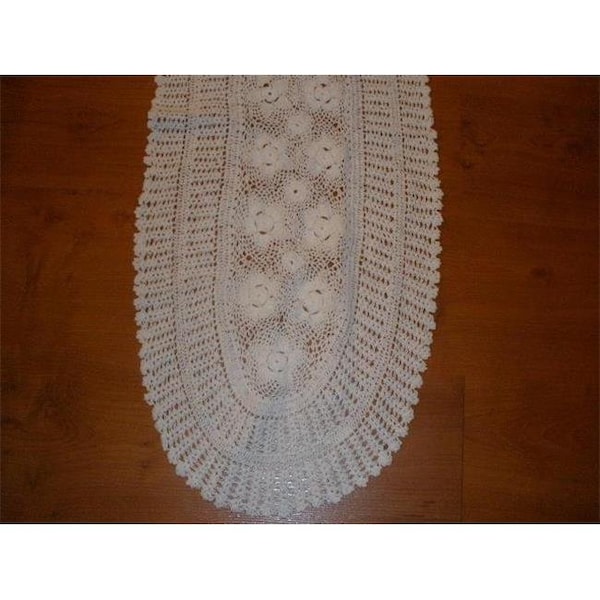 Tapestry Trading Tapestry Trading NL-14I1636 14 x 36 in. Handmade Indian Crochet Table Runner; Ivory - NL-14I1636