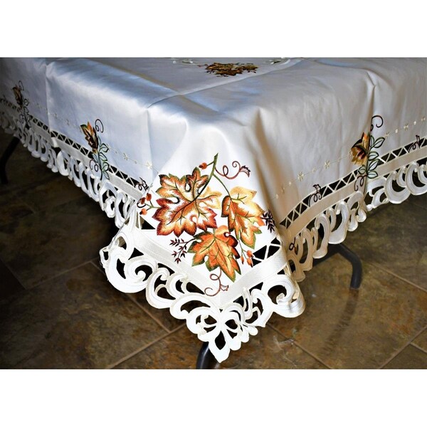 Sinobrite 68 x 104 in. Fall Leaf on Cream Fabric Tablecloth - H9036-68X104