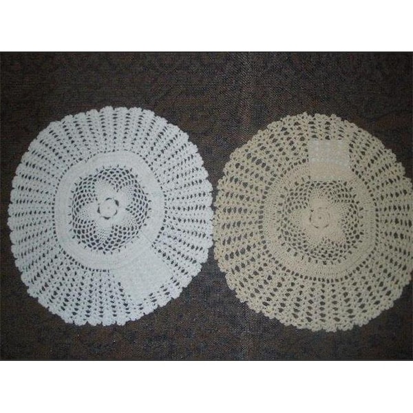 Tapestry Trading Tapestry Trading NL-0212 12 in. Handmade Indian Crochet Doily; Ivory And White - NL-0212