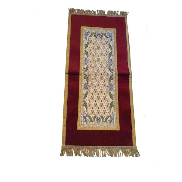 Tapestry Trading 12 x 52 Belgium Fouquete Table RunnerBurgundy - FOU1252BUR