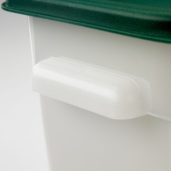 Carlisle Foodservice Squares Food Storage Container Lid, 7.31 x 7.31 x 0.63, Forest Green, Plastic - 1197008