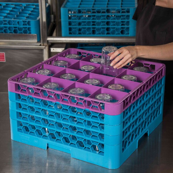 Carlisle Foodservice The 16 Compartment Divided Glass Rack - RG16-4C414