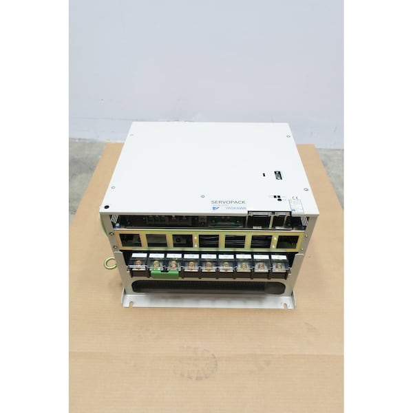 Servopack de Yaskawa 200-230V-Ac 0-230V-Ac 3Ph 30Kw Servo Drives y Amplificador - SGDB-3ZAD