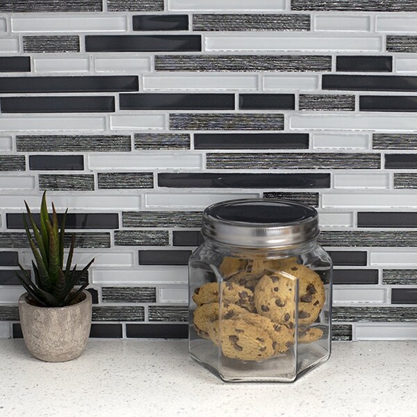 Home Basics Home Basics 26 oz. Small Hexagon Glass Canister, Clear - ZOR96110