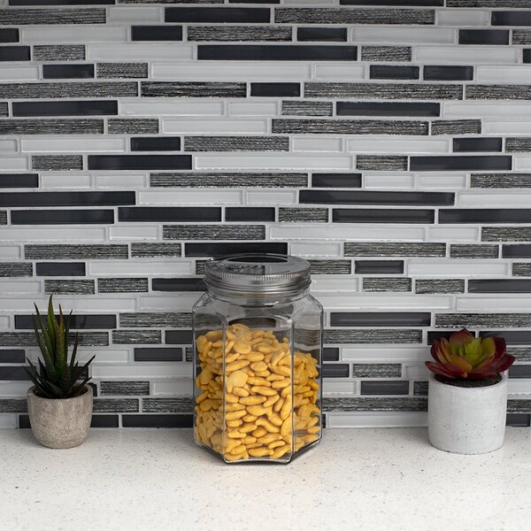 Home Basics Home Basics 37 oz. Medium Hexagonal Glass Canister, Clear - ZOR96109