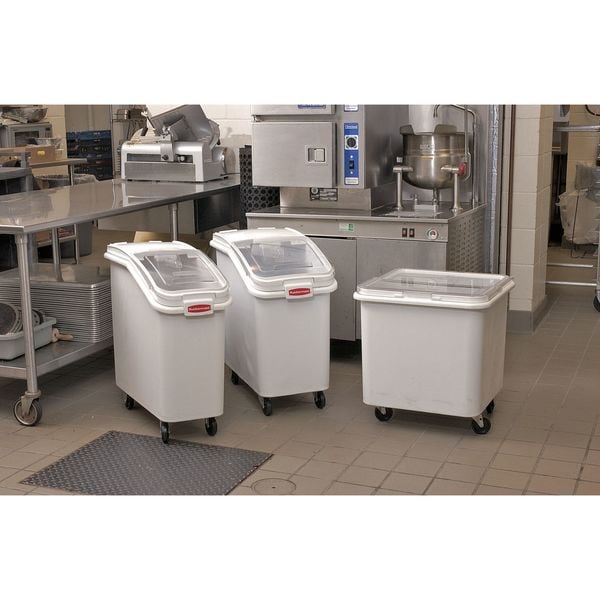 Rubbermaid Commercial 400 cup Mobile Ingredient Bin - FG360088WHT