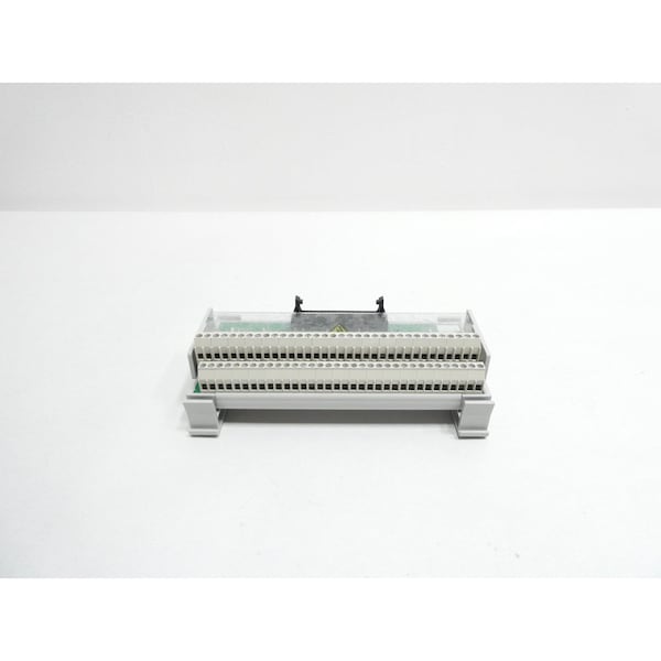 Interfaz fusible aislada de 40 puntos Allen Bradley SER C MÓDULO PLC Y DCS – 1492-IFM40F-FS120A-4