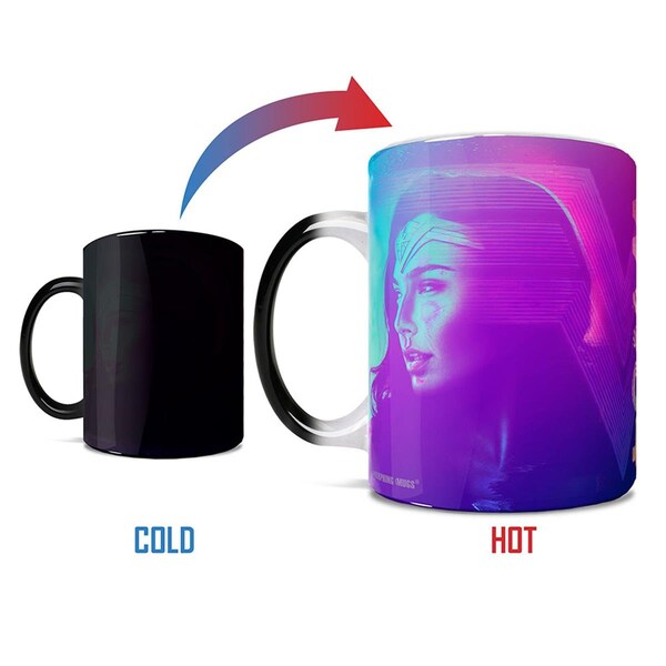 Trend Setters Wonder Woman 1984 Wonder Woman Versus The Cheetah Morphing Mugs Heat-Sensitive Mug - MMUG1092