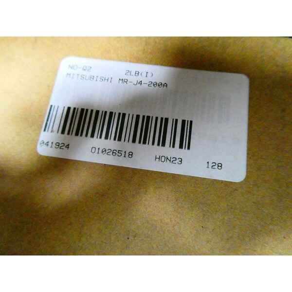 Servo drives y amplificador 2KW Mitsubishi 0-360HZ 200-240V-AC 170V-AC 3PH - MR-J4-200A