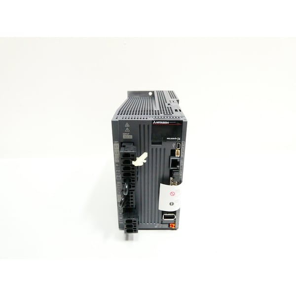 Servo drives y amplificador 2KW Mitsubishi 0-360HZ 200-240V-AC 170V-AC 3PH - MR-J4-200A