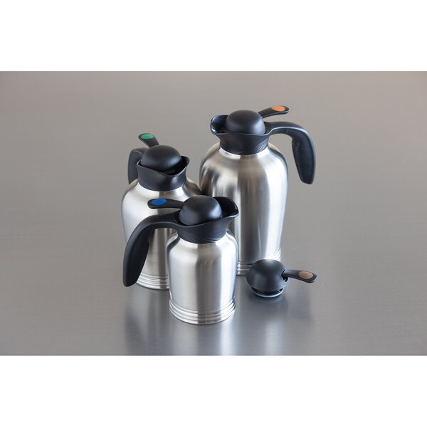 Service Ideas Ergoserv Carafe, Vacuum Insulated, 0.6 Liter, 20 oz, Stainless/Black - 10-00006-000