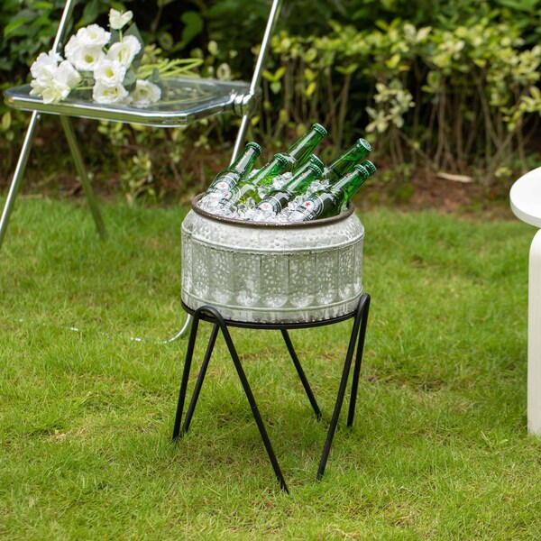 Vintiquewise Silver Galvanized Metal Ice Bucket Beverage Cooler Tub with Stand, Medium - QI004439.M