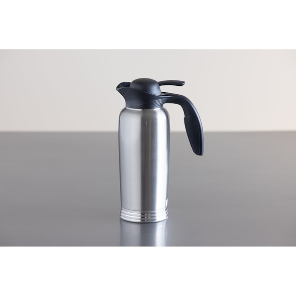 Service Ideas ErgoServ Creamer, Carafe Only, 1 Liter, Brushed Stainless/Black - 10-00744-000