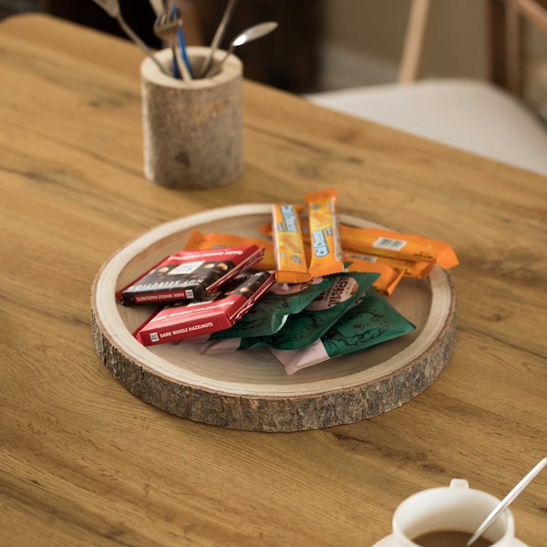 Vintiquewise Natural Wooden Bark Round Slice 14 inch Tray, Rustic Table Charger Centerpiece - QI004388.14