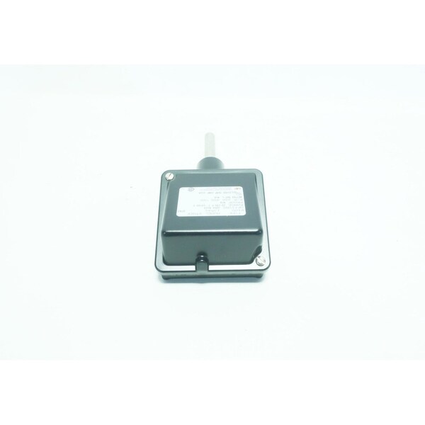 Controlador de temperatura Ue United Electric 15140F 480VAC - B100 13546