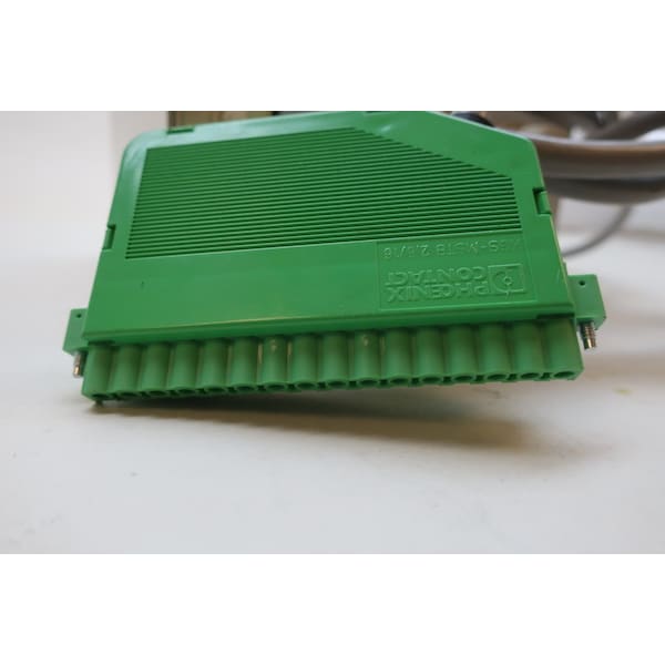 Unidad de conversión de E/S de CA 100-240V y piezas y accesorios de PLC y DCs - CX-R120