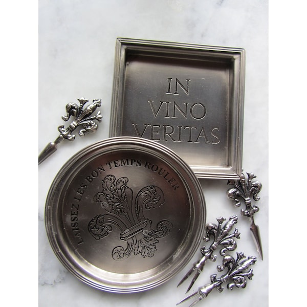 Elk Studio Fleurdelis Etched Coasters, Set of 4 - COAST005/S4
