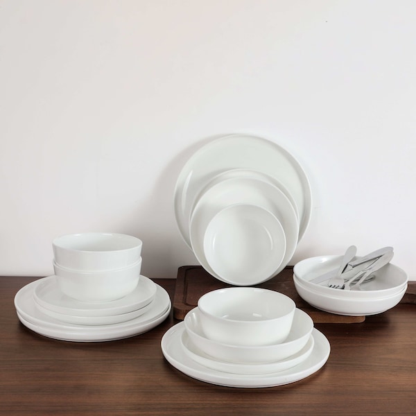Table 12 16-Piece Natural White Coupe Dinnerware Set, Service for 4 - TD16Y40W