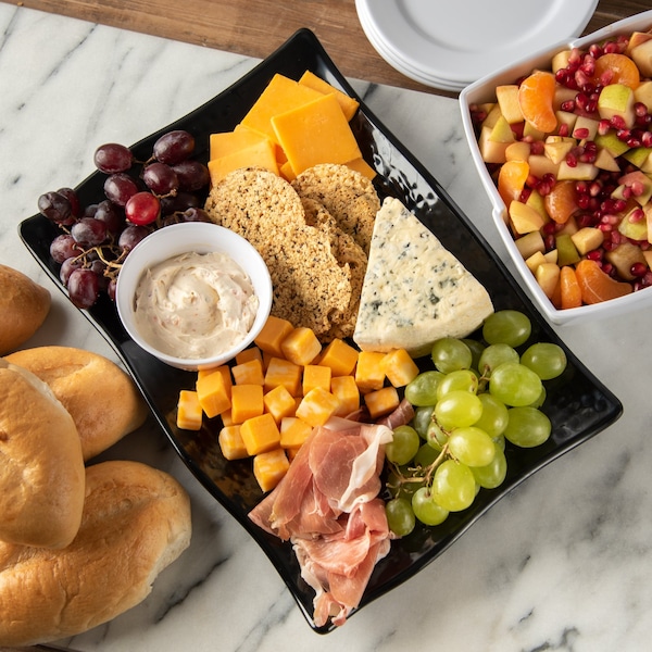 Carlisle Foodservice Rect Textured Platter, 13.5x9.25", Blk, PK4 - 4452003