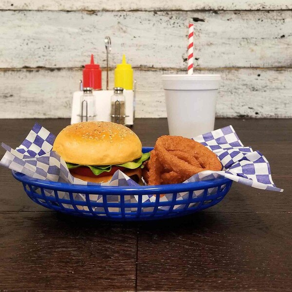 Tablecraft Classic Oval Bskt, 9.4"X6"X1.9", Hdpe, PK12 - 1074BL