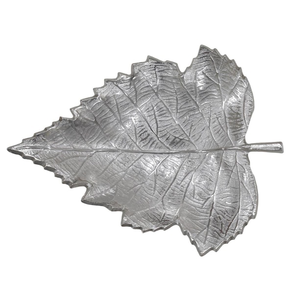 Bbh Homes 5.23 x 3.93 x 1.14 in. Handmade Silver Coated Decorative Aluminum Tray - UBBBVK061AB2020SC1HS
