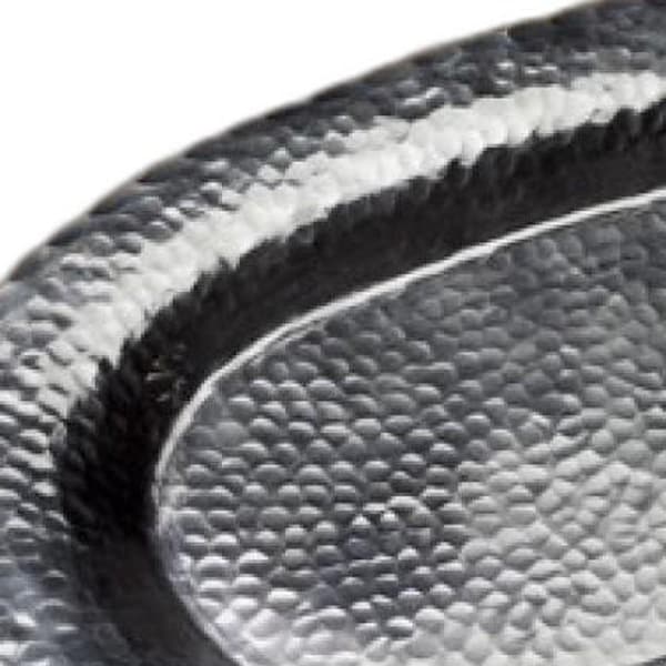 Homeroots 0.5 x 13 x 20 in. Traditional Scallop Oval Hammered Tray, Silver - 388592