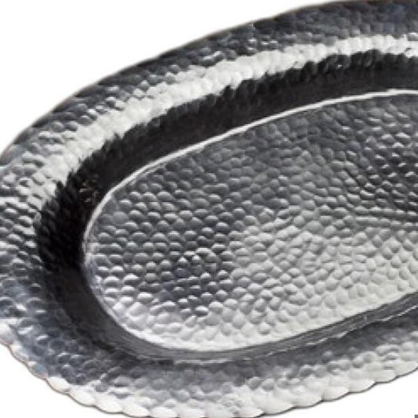 Homeroots 0.5 x 13 x 20 in. Traditional Scallop Oval Hammered Tray, Silver - 388592