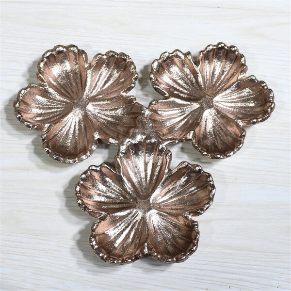 Bbh Homes 8.26 x 8.26 x 0.98 in. Handmade Bronze Coated Decorative Aluminum Tray - UBBBVK039AB2020SC3HS