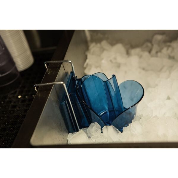 San Jamar Ice Scoop and Holder, 6 to 10 oz. - SI5000GR