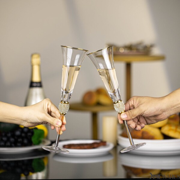 Dinewares 2 Piece Elegant Crystal Set Wedding Champagne Glasses with Diamond Rhinestone Accents and a - QI004759.GD.2