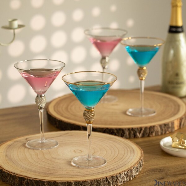 Dinewares 4 Piece Premium Clear Stem Crystal Martini Glasses with Gold Rim and Diamond-like - QI004760.GD.4