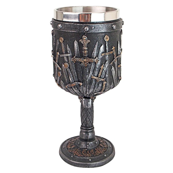 Design Toscano Lord of the Swords Gothic Goblet - CL7423