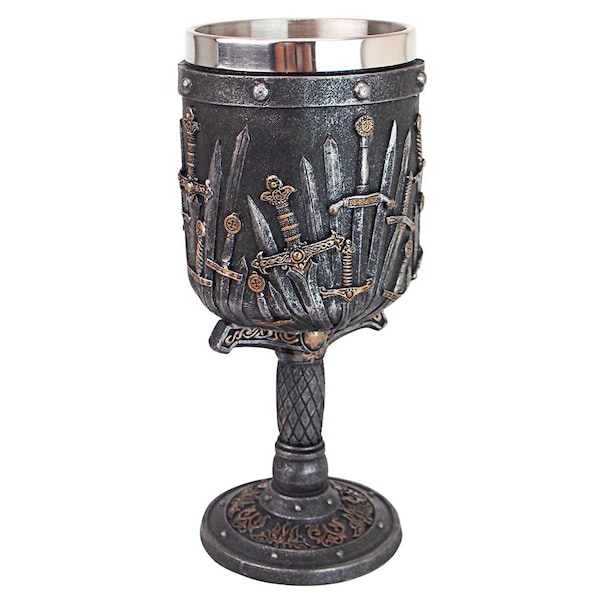 Design Toscano Lord of the Swords Gothic Goblet - CL7423