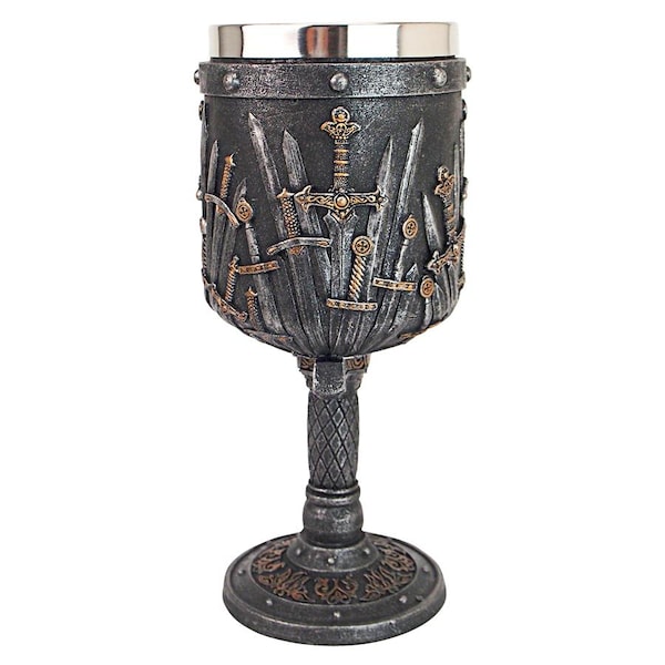 Design Toscano Lord of the Swords Gothic Goblet - CL7423