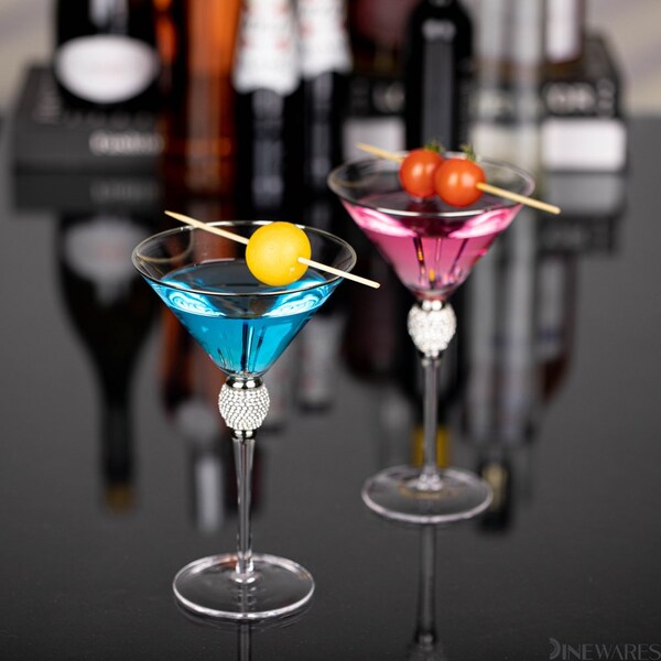 Dinewares 2 Piece Premium Clear Stem Crystal Martini Glasses with Silver Rim and Diamond-like - QI004760.SI.2