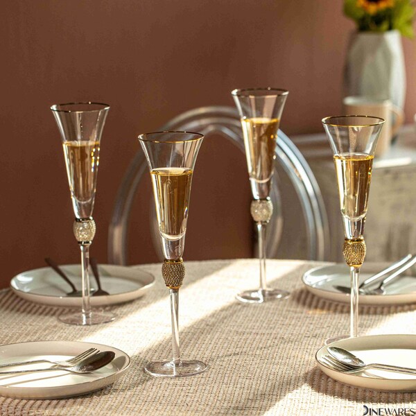 Dinewares 4 Piece Elegant Crystal Set Wedding Champagne Glasses with Diamond Rhinestone Accents and a - QI004759.GD.4