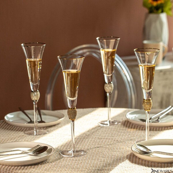Dinewares 4 Piece Elegant Crystal Set Wedding Champagne Glasses with Diamond Rhinestone Accents and a - QI004759.GD.4