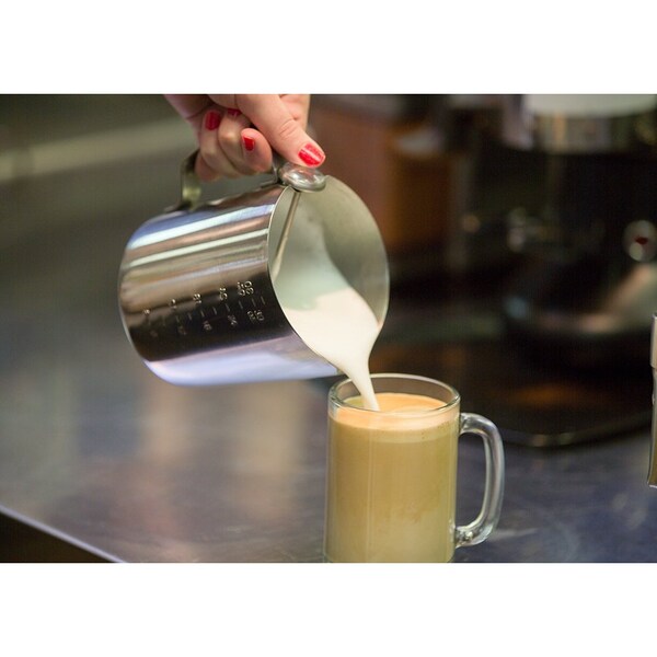 Service Ideas Frothing Pitcher, 32 oz. with 6 oz. Increment - FROTH326