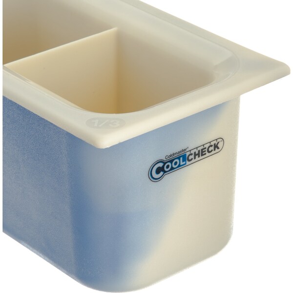 Carlisle Foodservice CoolChck, 6" D, 1/3-Sz Div Food Pn, 3.4 qt. - CM1103C1402