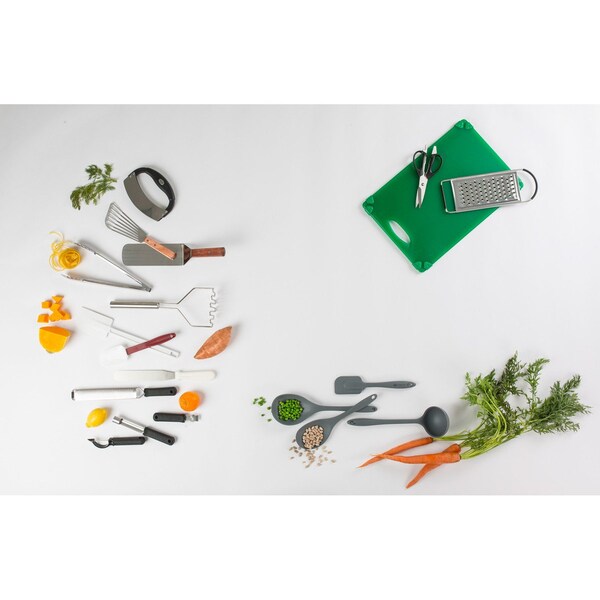 Tablecraft Grippy Cutting Board, Green, 12"X18"X.5" - CBG1218AGN