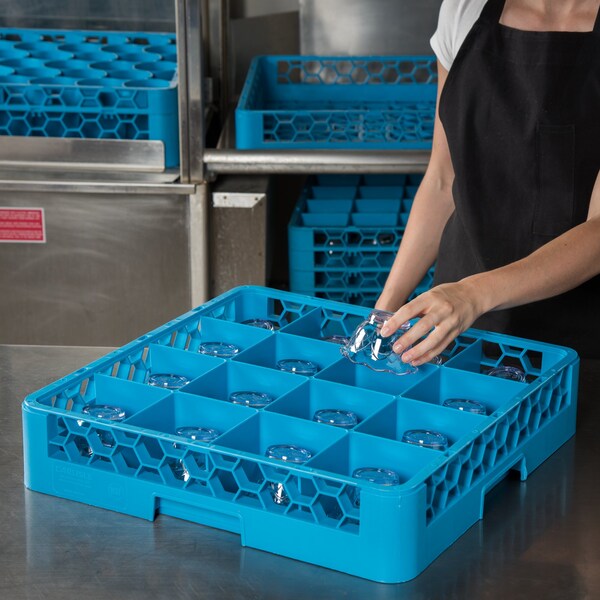 Carlisle Foodservice Tilted Cup Rack 16 Comp, Blu, PK6 - RC1614
