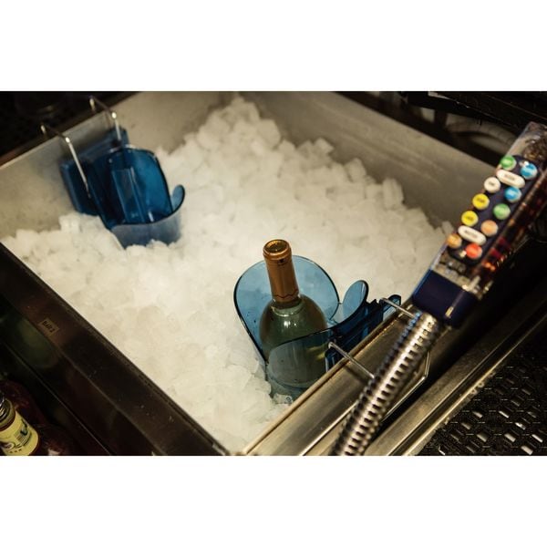 San Jamar Ice Scoop and Holder, 12 to 16 oz. - SI7000GR