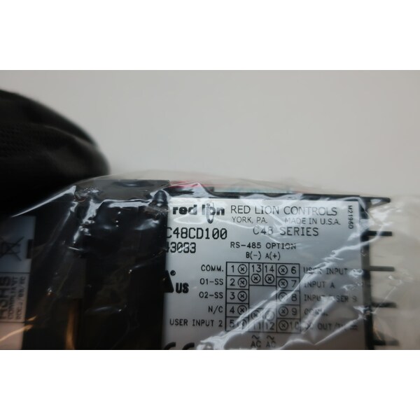Montaje en panel digital Red Lion Contador de 85-250V-AC - C48CD100