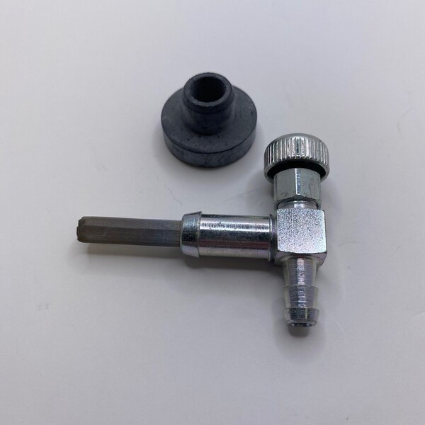 Tecumseh Fuel Fitting - 33351