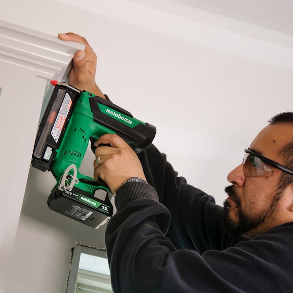 Metabo Hpt 18V MV Cordless Compact 23-Gauge Pin Nailer 1 x 2.0Ah - NP18DSALTM